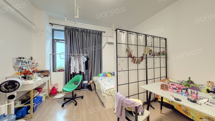 万科云汇中心二手房实景图