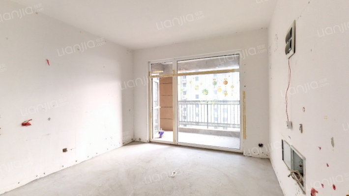 洛城·悦湖园二手房实景图