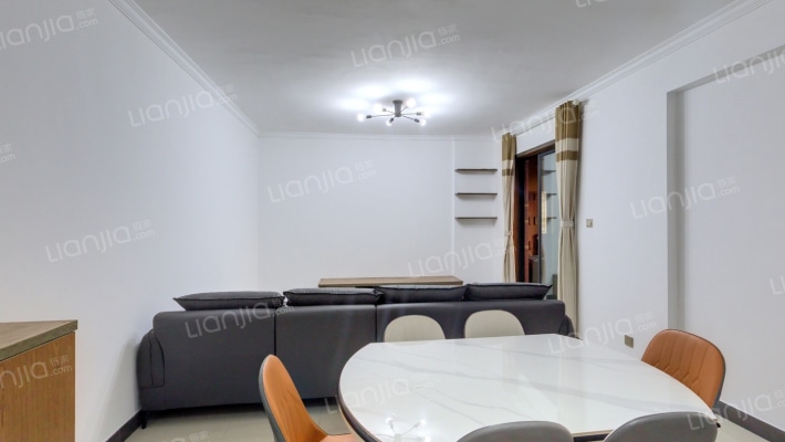 水岸天际二手房实景图