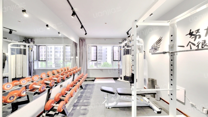 锦溢净月辰院二手房实景图