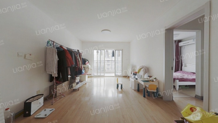 弘阳爱上花园二手房实景图