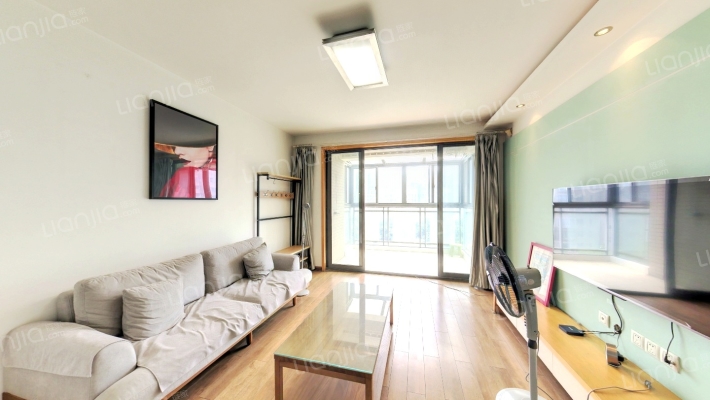 万达华府东苑二手房实景图