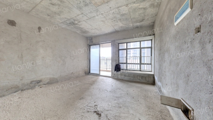 山语龙庭二手房实景图