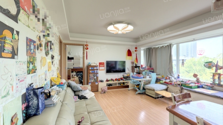 未来城一期二手房实景图