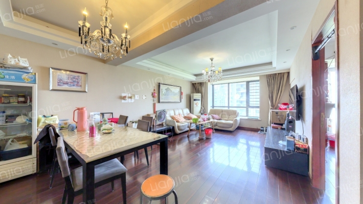 水印城二手房实景图