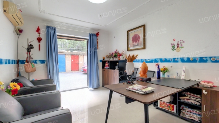 西潭新村二手房实景图