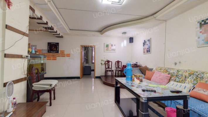 安轻路和谐苑二手房实景图