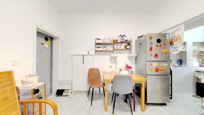 新街社区二手房实景图