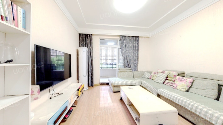 当代安普顿小镇二手房实景图