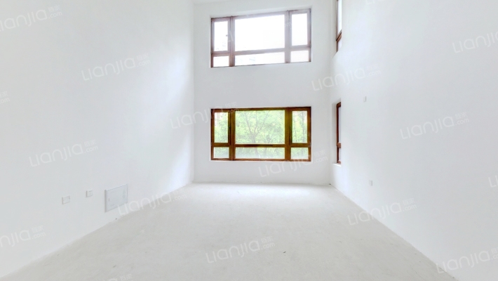 招商贝肯山五期二手房实景图