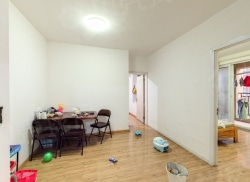 整租·绿地·香颂 2室1厅 南_绿地·香颂租房