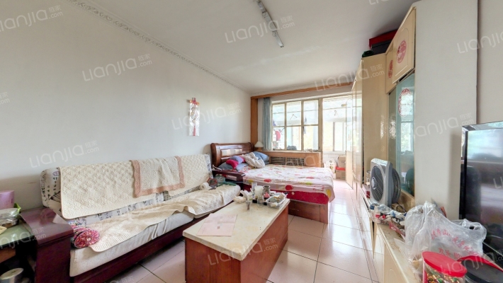 东城根4号楼二手房实景图