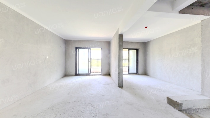 美的蝴蝶海四期二手房实景图