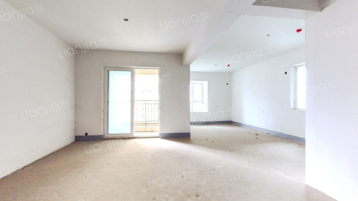 绿地香树花城派克公馆二手房实景图