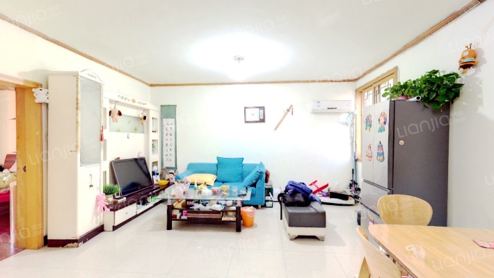 龙跃花园二手房实景图