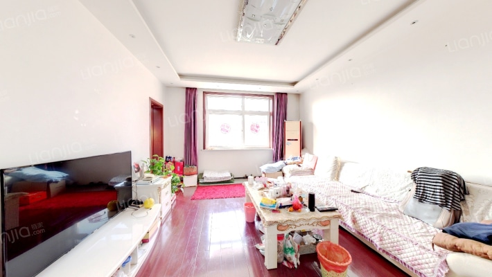 順驰城市艺墅二手房实景图
