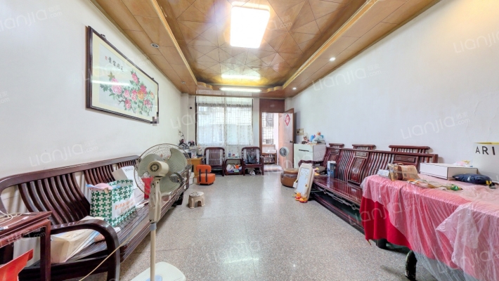 粮食局小区二手房实景图