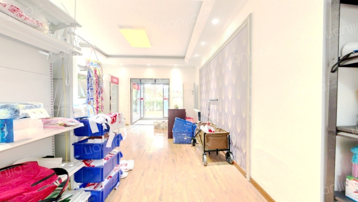 联投半岛二手房实景图