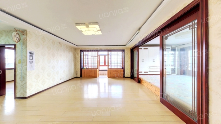 江畔御园二手房实景图