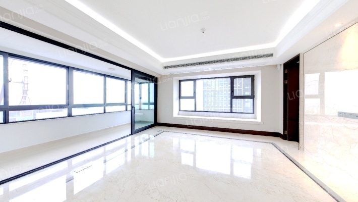 天鹅堡花园二手房实景图