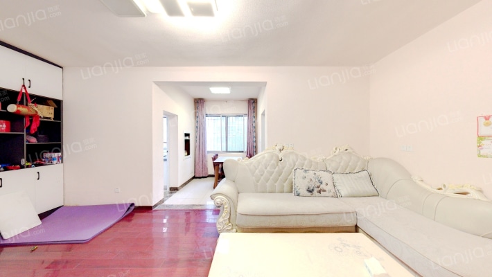 中维公寓二手房实景图