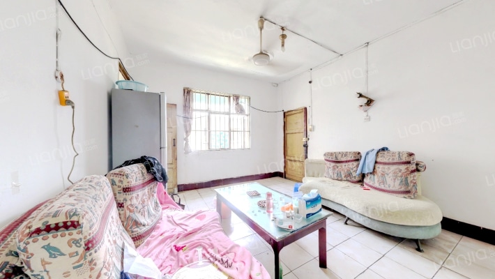 园丁之家二手房实景图