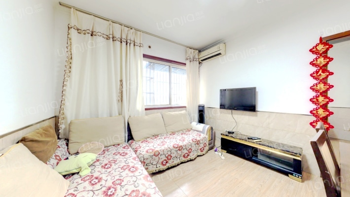 阳光地中海二手房实景图