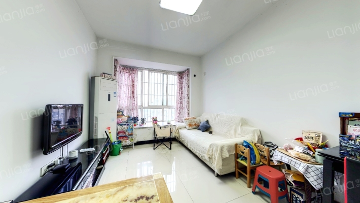 香草天空二手房实景图