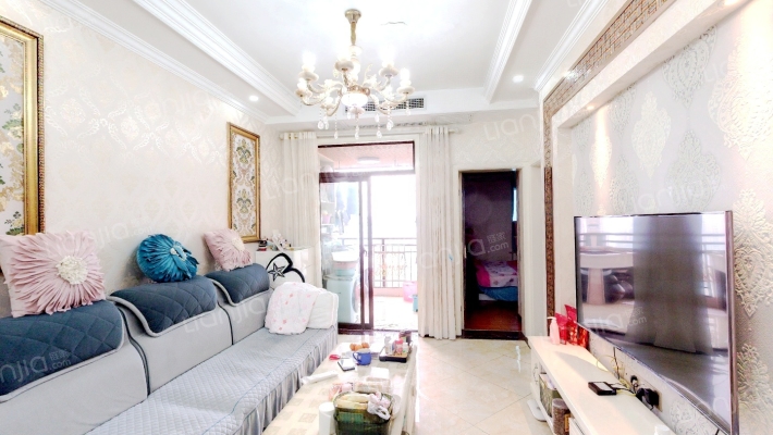 中航翡翠城一期二组团二手房实景图