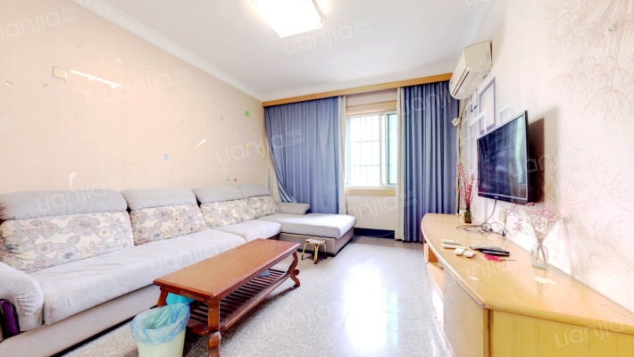 鑫龙综合楼二手房实景图