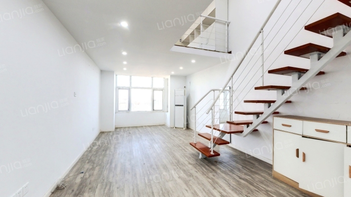 德盈大厦二手房实景图