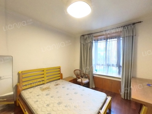 合租·贵都花园 4居室 南卧