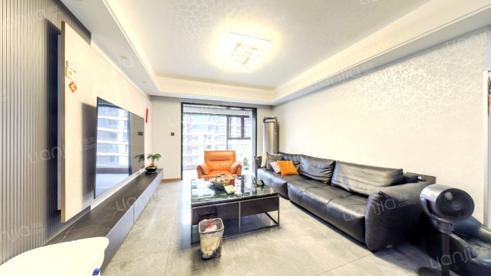 卓越樾山府二手房实景图