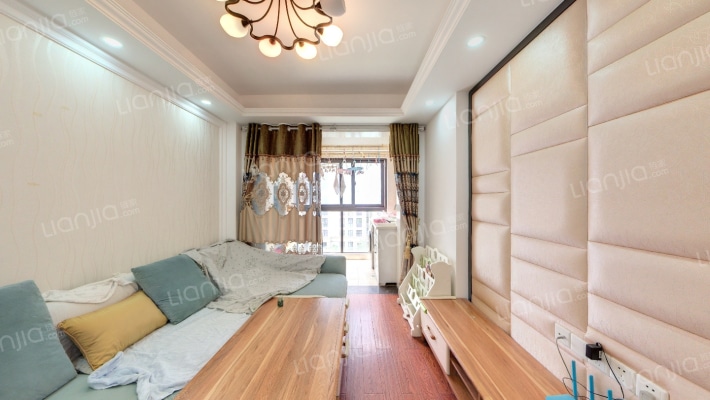 格兰晴天二手房实景图