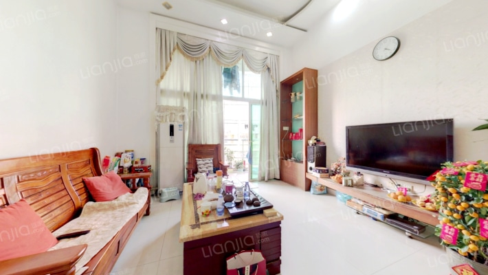 雅然居二手房实景图