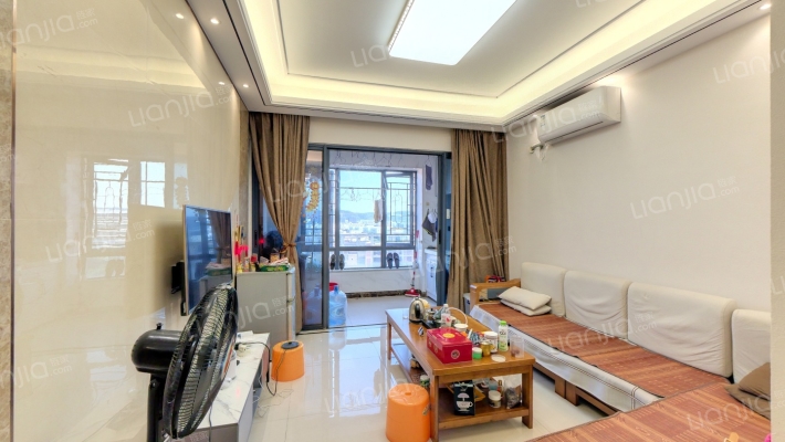 海投第一湾二期湖海庄园二手房实景图