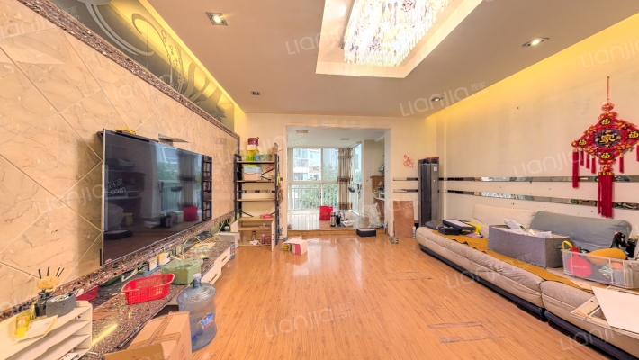 融信碧云天二手房实景图