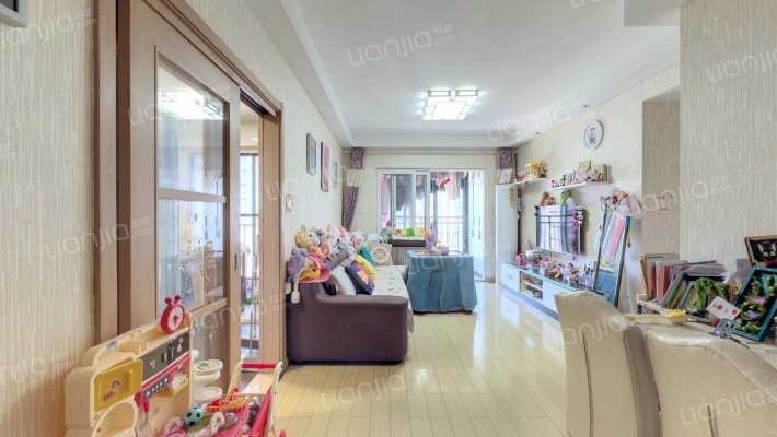 万科大都会北区二手房实景图