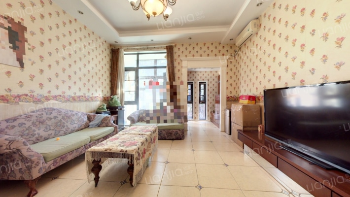 翡翠城三期二手房实景图