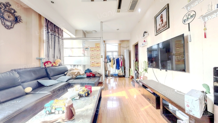 珍兴国际大厦二手房实景图