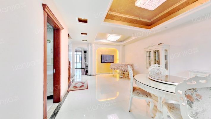 泗泾颐景园二手房实景图