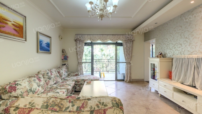 艺锦湾一期二手房实景图