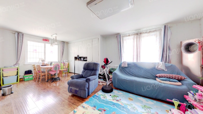 天山小区（旌德路）二手房实景图