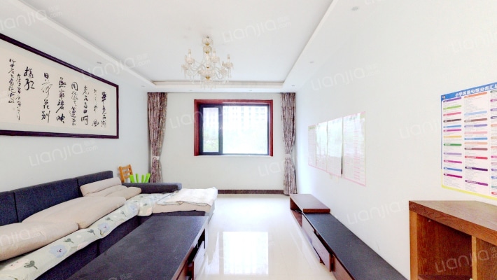 正弘蓝堡湾二手房实景图