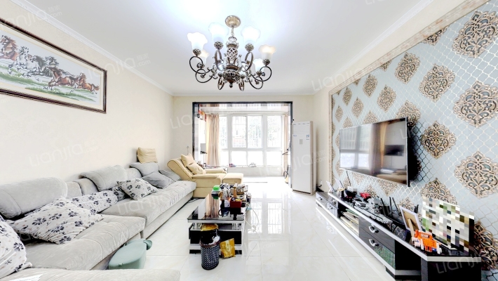 鸿裕华庭二手房实景图