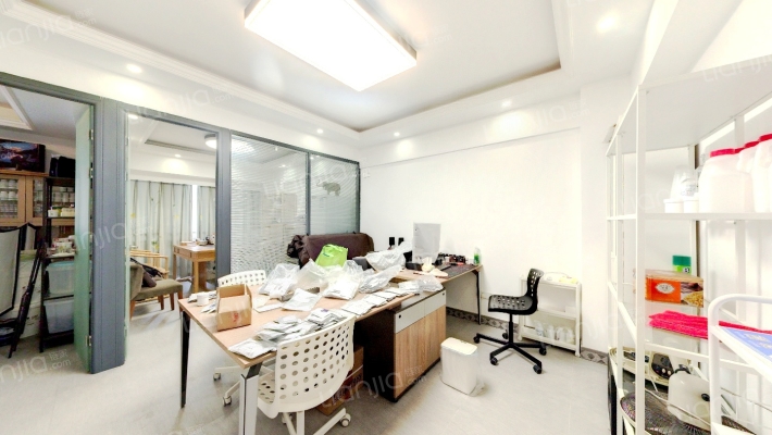 加州1号二手房实景图