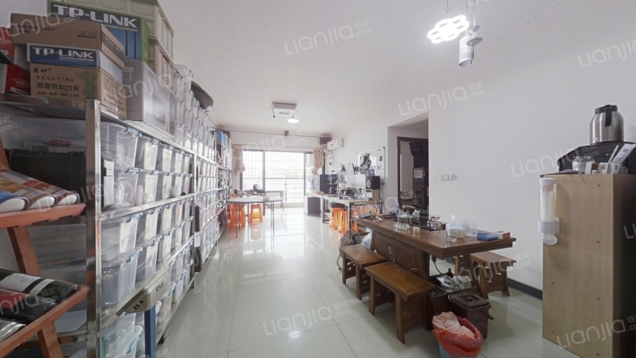 狮岭宝峰豪庭小区二手房实景图