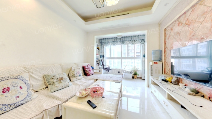 蓝光圣菲悦城二期二手房实景图