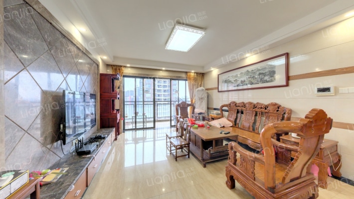 中央公馆海德堡二手房实景图