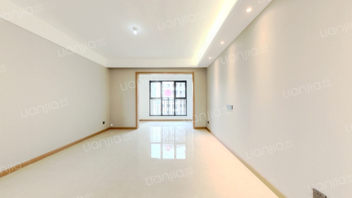 青风公园B区二手房实景图